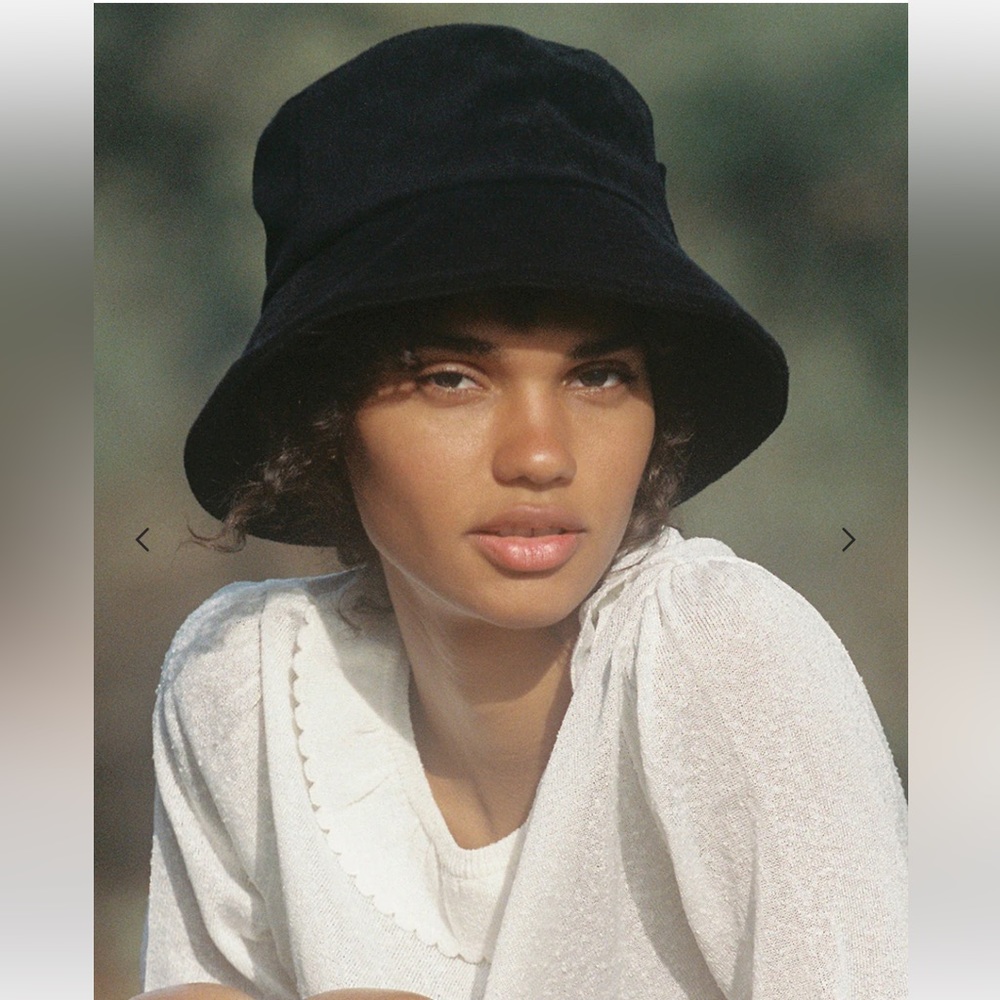 Lack of color terry cloth bucket hat *never worn*